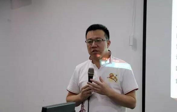 深圳易游体育小儿近视.jpg 深圳易游体育小儿近视.jpg