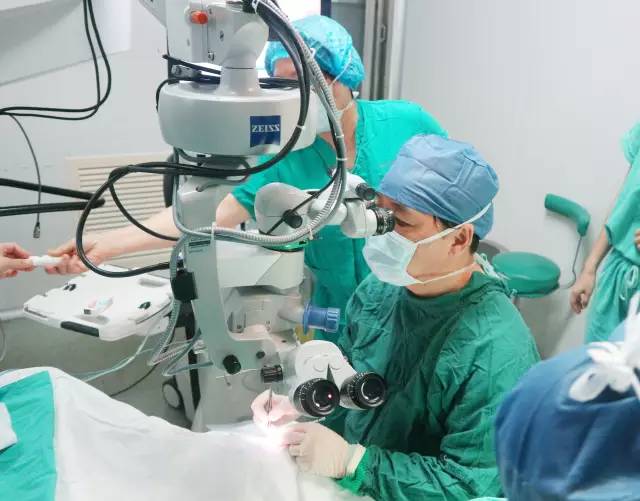 上海和平眼科医院 上海和平眼科医院