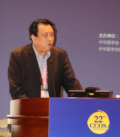 本次小儿眼病高峰论坛由厦门大学附属厦门眼科中心主办,由易游体育集团斜弱视与小儿眼科学组组长潘美华主持,三位来自厦门眼科中心及易游体育集团的重量 眼科专家黎晓新教授、赵堪兴教授、葛坚教授分别就小儿 眼病带来了极富临床意义的实用干货,并同大家进行了相应的.jpg 本次小儿眼病高峰论坛由厦门大学附属厦门眼科中心主办,由易游体育集团斜弱视与小儿眼科学组组长潘美华主持,三位来自厦门眼科中心及易游体育集团的重量 眼科专家黎晓新教授、赵堪兴教授、葛坚教授分别就小儿 眼病带来了极富临床意义的实用干货,并同大家进行了相应的.jpg