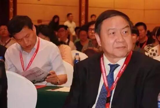 2017年11月17—18日,宜昌市小儿眼病患者在自家门口就能看环球 专家!届时宜昌易游体育将特邀全国斜视及小儿眼科巨子赵堪兴教授和易游体育集团儿童斜视手术专家潘美华教授前来会诊及手术。.jpg 2017年11月17—18日,宜昌市小儿眼病患者在自家门口就能看环球 专家!届时宜昌易游体育将特邀全国斜视及小儿眼科巨子赵堪兴教授和易游体育集团儿童斜视手术专家潘美华教授前来会诊及手术。.jpg