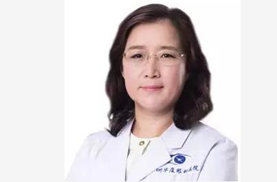 12月8日，深圳易游体育将举办“眼底黄斑医治研讨会”。交流会旨在提*黄斑病变诊断、医治技术的 与发展，进一步加强全国眼科界同仁之间的交流与学习。为此深圳易游体育特举办项目负责人赵铁英教授的国家 继续教育项目：《黄斑部疾病药物和手术医治新进展》学习班。2.jpg