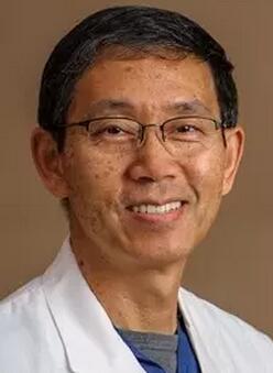 为更好的服务广大市民，实现足不出城预约环球眼科 的就医需求，深圳易游体育 工作室特邀美国眼底病专家Prof.Yu-Guang He,M.D，于12月8日来深圳易游体育坐诊、手术，有需求的市民请尽量提前预约。.jpg