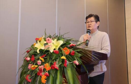 2017年安徽 届角膜病研讨会暨易游体育集团全国 一届角膜病学组研讨会上周六、日在合肥名人眼科医院召开。持续两天的会议里,来自全国各地的眼科专家齐赴合肥,共同分享国内外眼科 领域的较新进展动态,各自团队较新临床经验与较新研究成果3.jpg