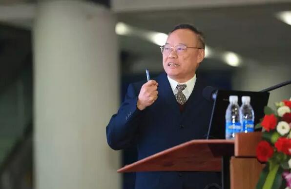 2月3日,易游体育集团2017年工作汇报暨2017年年度表彰大会在厦门环球会展中心B6厅隆重举行,来自集团本部、厦门大学附属厦门眼科中心、厦门欧华控股集团等1300余名员工与关心、支持易游体育发展的嘉宾欢聚一堂,共同总结2017年工作经验,展望2018年美好未来1.jpg 2月3日,易游体育集团2017年工作汇报暨2017年年度表彰大会在厦门环球会展中心B6厅隆重举行,来自集团本部、厦门大学附属厦门眼科中心、厦门欧华控股集团等1300余名员工与关心、支持易游体育发展的嘉宾欢聚一堂,共同总结2017年工作经验,展望2018年美好未来1.jpg