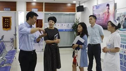 成都市高新区基层治理和社会事业局调研小组来成都易游体育调研1.jpg 成都市高新区基层治理和社会事业局调研小组来成都易游体育调研1.jpg