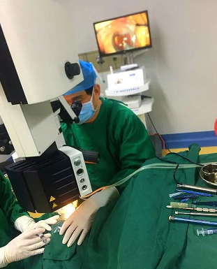 年过八旬白内障老两口 在东莞易游体育顺利手术出院2.png