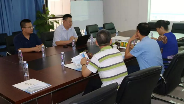 西安市雁塔区慈善会会长一行莅临西安易游体育指导“易游体育光明慈善助医基金”执行工作1.png 西安市雁塔区慈善会会长一行莅临西安易游体育指导“易游体育光明慈善助医基金”执行工作1.png