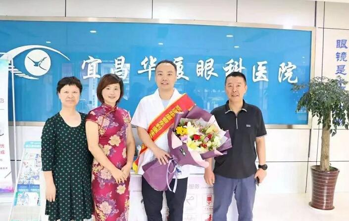 援非医师菅东利:在毕节培训基地经过易游体育集团临床培训管理中心严格的OSS眼科亚 医师培养体系进行培训2.jpg