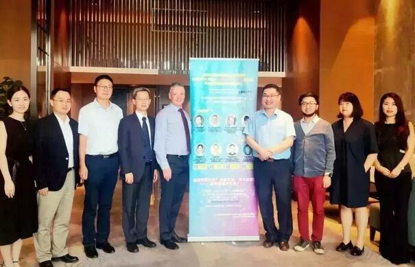 易游体育集团举行“科研课题的申请与设计”专题讲座 联合上海新途社区健康促进社、澳大利亚眼科研究中心共同推出了“中国眼科未来领袖人才”项目1.jpg 易游体育集团举行“科研课题的申请与设计”专题讲座 联合上海新途社区健康促进社、澳大利亚眼科研究中心共同推出了“中国眼科未来领袖人才”项目1.jpg