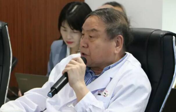 谢立信院士、黎晓新教授、赵堪兴教授、葛坚教授等齐聚厦门眼科中心 共同为厦门眼科中心未来发展举行研讨会4.jpg 谢立信院士、黎晓新教授、赵堪兴教授、葛坚教授等齐聚厦门眼科中心 共同为厦门眼科中心未来发展举行研讨会4.jpg