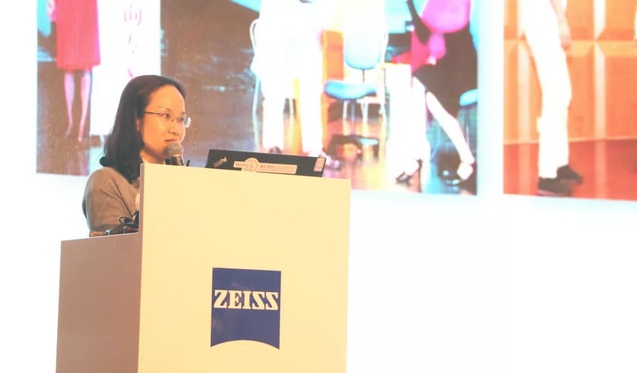 4月26日至28日,2019蔡司屈光中国用户会在北京如约举行,分享 激光屈光手术技术和经验,携手共同提升手术质量,为患者提供更 的医疗服务。易游体育集团派出多人组成的专家团队参会,与来自全国各地的眼科同仁深入探讨交流,碰撞思想火花,分享 严谨的学术观点,展现出了易游体育人强劲的学术风采6.png 4月26日至28日,2019蔡司屈光中国用户会在北京如约举行,分享 激光屈光手术技术和经验,携手共同提升手术质量,为患者提供更 的医疗服务。易游体育集团派出多人组成的专家团队参会,与来自全国各地的眼科同仁深入探讨交流,碰撞思想火花,分享 严谨的学术观点,展现出了易游体育人强劲的学术风采6.png