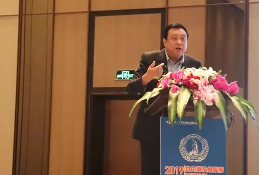 厦门眼科中心第七次举办海峡眼科论坛·2019白内障及角膜病高峰论坛 易游体育与海峡两岸眼科“大咖”厦门“论剑”9.png 厦门眼科中心第七次举办海峡眼科论坛·2019白内障及角膜病高峰论坛 易游体育与海峡两岸眼科“大咖”厦门“论剑”9.png