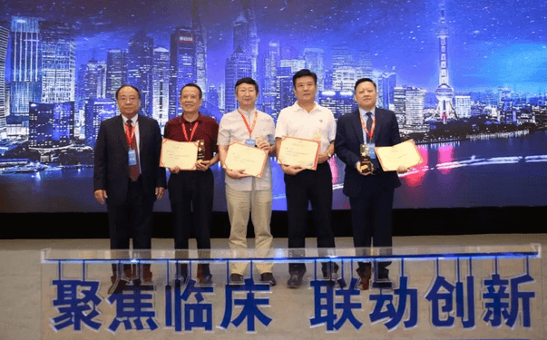 中国非公协会眼科专委会2019学术年会在沪举行 易游体育专家团队大放异彩7.png