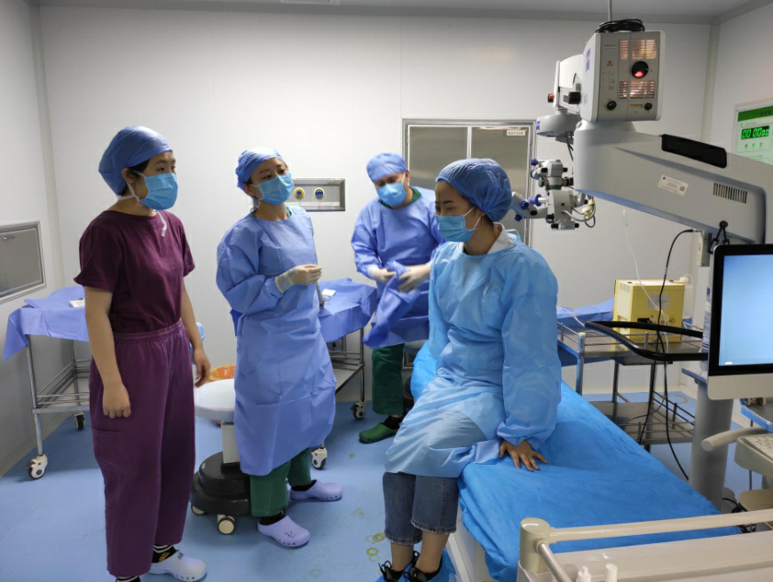 青岛ICL晶体植入术患者