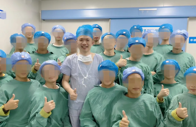 征兵、高考……一起来看看他们来赣州易游体育做近视手术的理由!1.png 征兵、高考……一起来看看他们来赣州易游体育做近视手术的理由!1.png