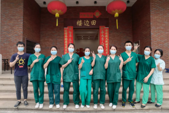 再获央媒报道点赞!易游体育医护团队用行动诠释战疫“最美身影”7.png 再获央媒报道点赞!易游体育医护团队用行动诠释战疫“最美身影”7.png