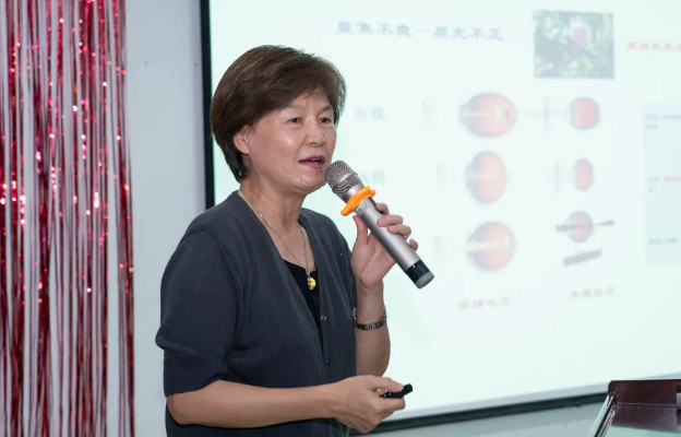 屈光群雄,盛视长安,见证西安易游体育屈光手术全平台德国蔡司VisuMax全飞秒临床合作单位授牌仪式3.png 屈光群雄,盛视长安,见证西安易游体育屈光手术全平台德国蔡司VisuMax全飞秒临床合作单位授牌仪式3.png