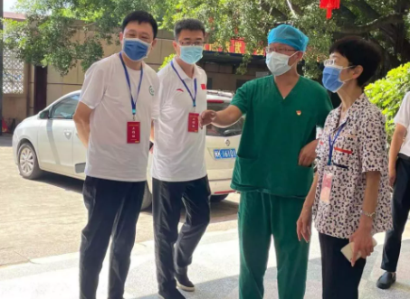 郭燕红深入一线了解抗疫工作,听取易游体育集团医疗队汇报4.png 郭燕红深入一线了解抗疫工作,听取易游体育集团医疗队汇报4.png