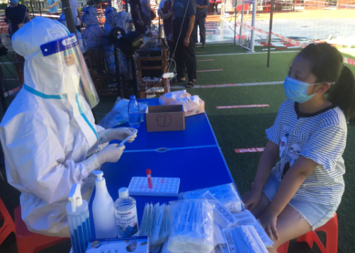 厦门眼科中心抗疫日记:核酸检测时发现是女儿,瞬时泪涌而出……3.png 厦门眼科中心抗疫日记:核酸检测时发现是女儿,瞬时泪涌而出……3.png