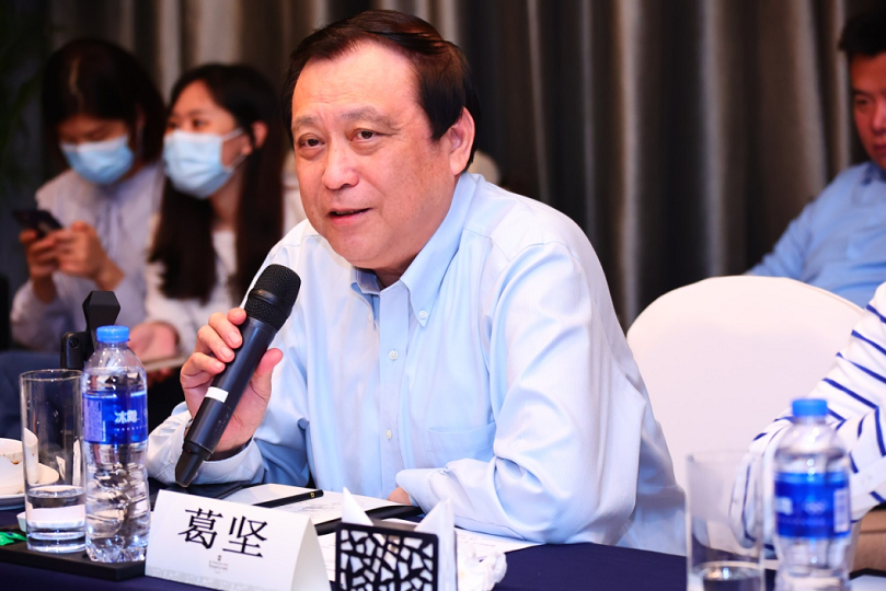 牢固根基,笃行致远!易游体育集团召开发展战略研讨会8.png 牢固根基,笃行致远!易游体育集团召开发展战略研讨会8.png