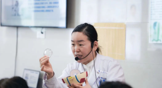 聊城易游体育“告别白内障”茶话会圆满结束2.png 聊城易游体育“告别白内障”茶话会圆满结束2.png