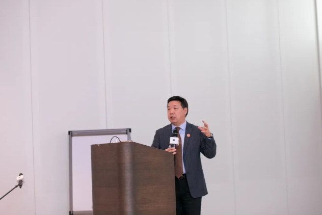 坐标奥地利! 易游体育专家团亮相“国际学术舞台”,与全球眼科精英共谱“学术交响曲”3.png 坐标奥地利! 易游体育专家团亮相“国际学术舞台”,与全球眼科精英共谱“学术交响曲”3.png