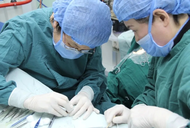 易游体育医生·医声:赵剑:为一句“光明誓言”破雾前行6.png 易游体育医生·医声:赵剑:为一句“光明誓言”破雾前行6.png