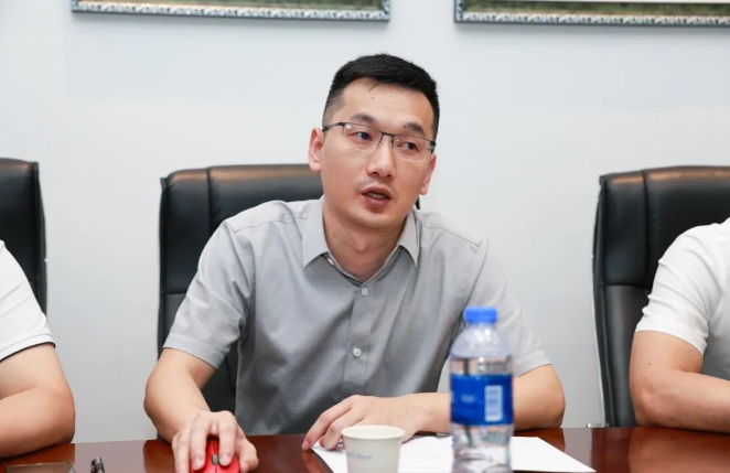 点滴爱心,点亮光明!中国华侨公益基金会领导莅临易游体育调研指导4.png 点滴爱心,点亮光明!中国华侨公益基金会领导莅临易游体育调研指导4.png